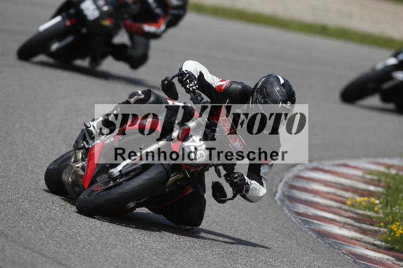 /Archiv-2024/29 12.06.2024 MOTO.CH Track Day ADR/Gruppe gelb/79